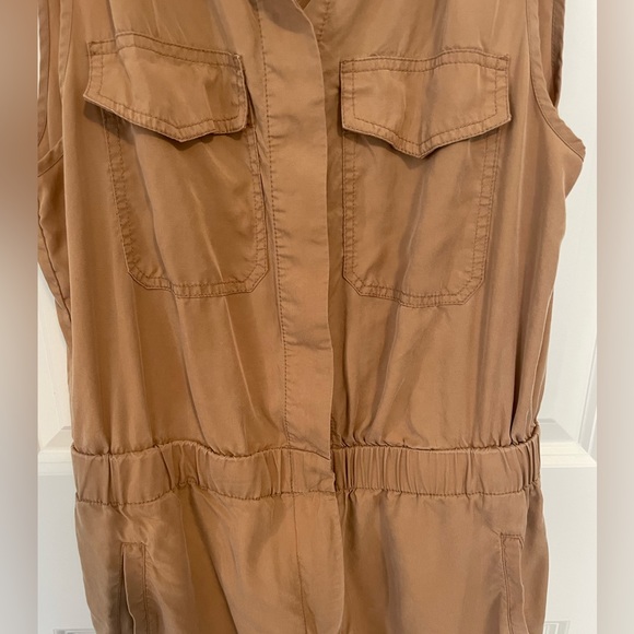 Banana Republic Tan Romper Size M - Picture 3 of 5